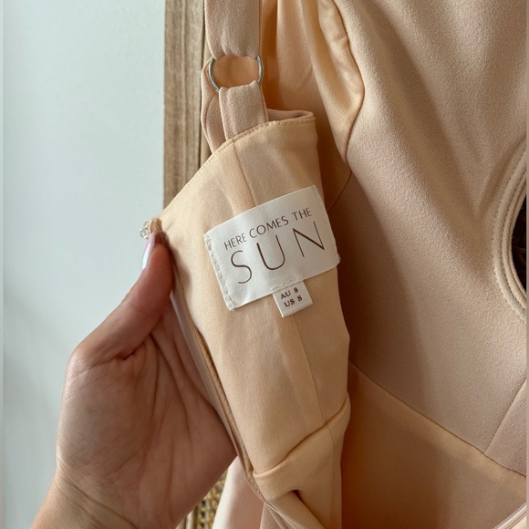 U-NECKLINE MAXI DRESS BEIGE - Picture 10 of 16